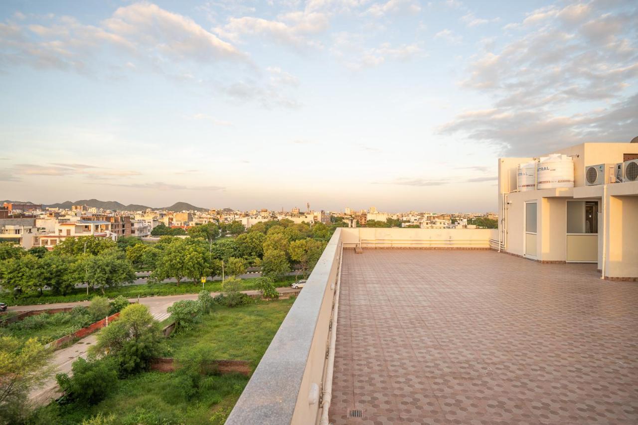 Sheerha Royal Residency-Near Jaipur Airport Hotell Exteriör bild