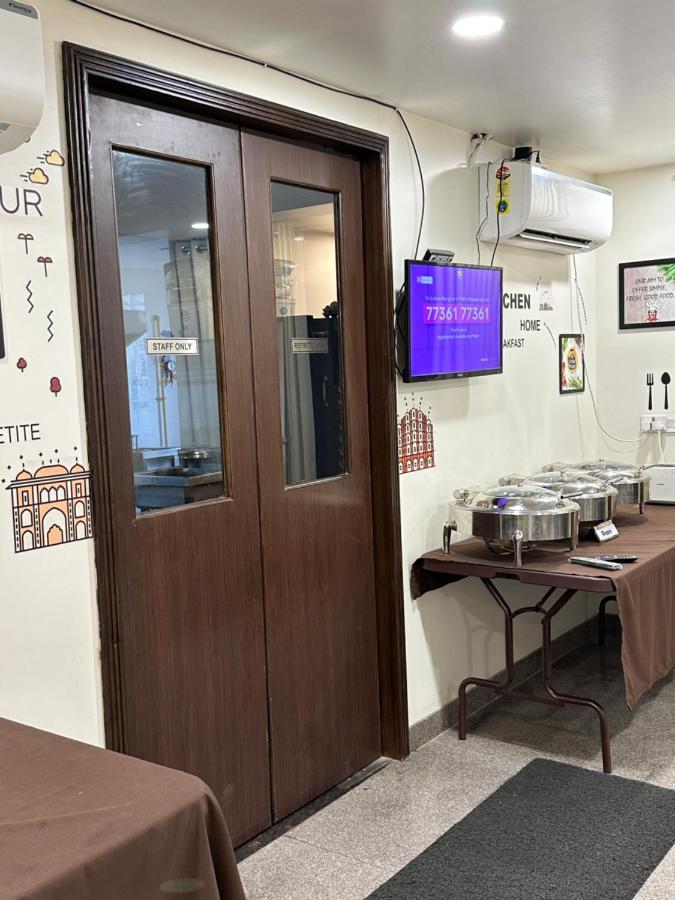 Sheerha Royal Residency-Near Jaipur Airport Hotell Exteriör bild